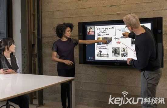 微軟推出巨型觸屏平板電視Surface Hub：價格不菲